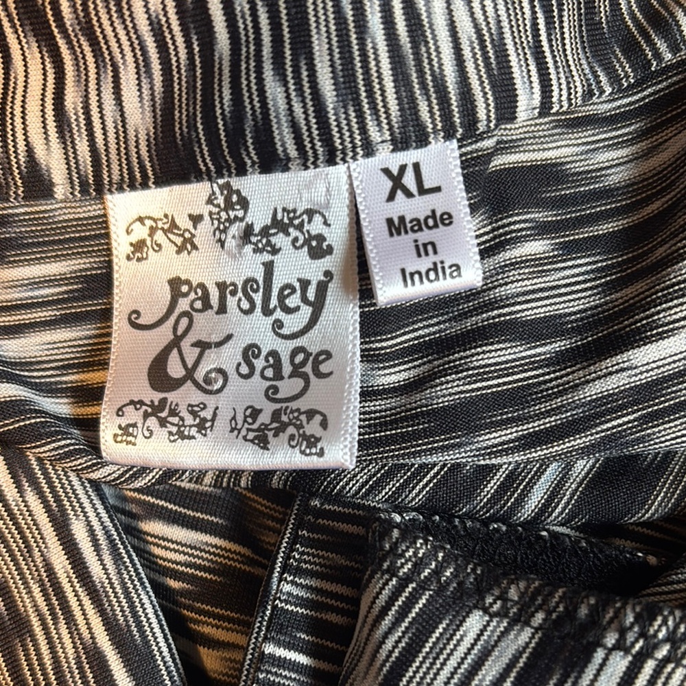 Parsley & Sage Monochrome Striped women’s Top - Picture 2 of 11